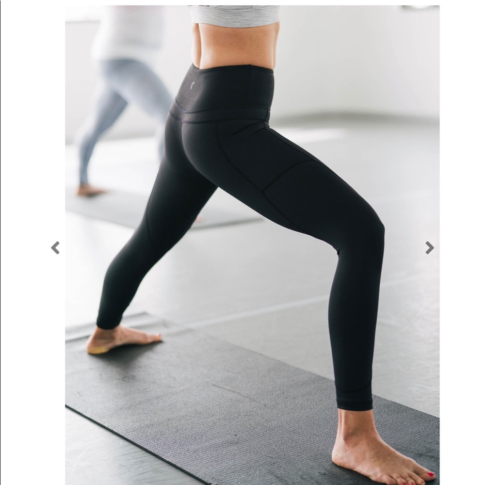 Zyia Light n Tight Hi-Rise 7/8 leggings